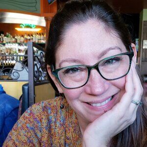 Meet your Posher, Christina